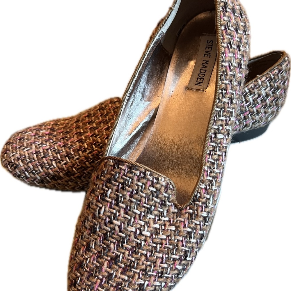 Steve Madden tweed loafers, flats.